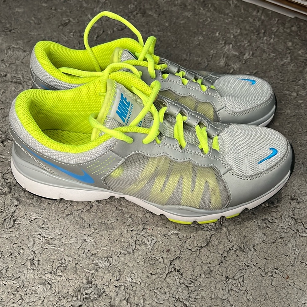 Nike training women’s sneaker